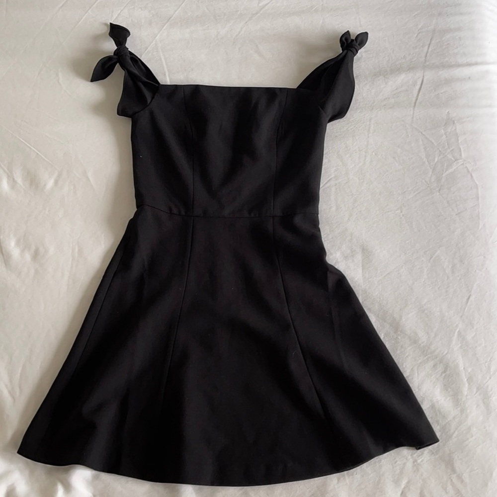 NWOT French connection size 4 black dress
